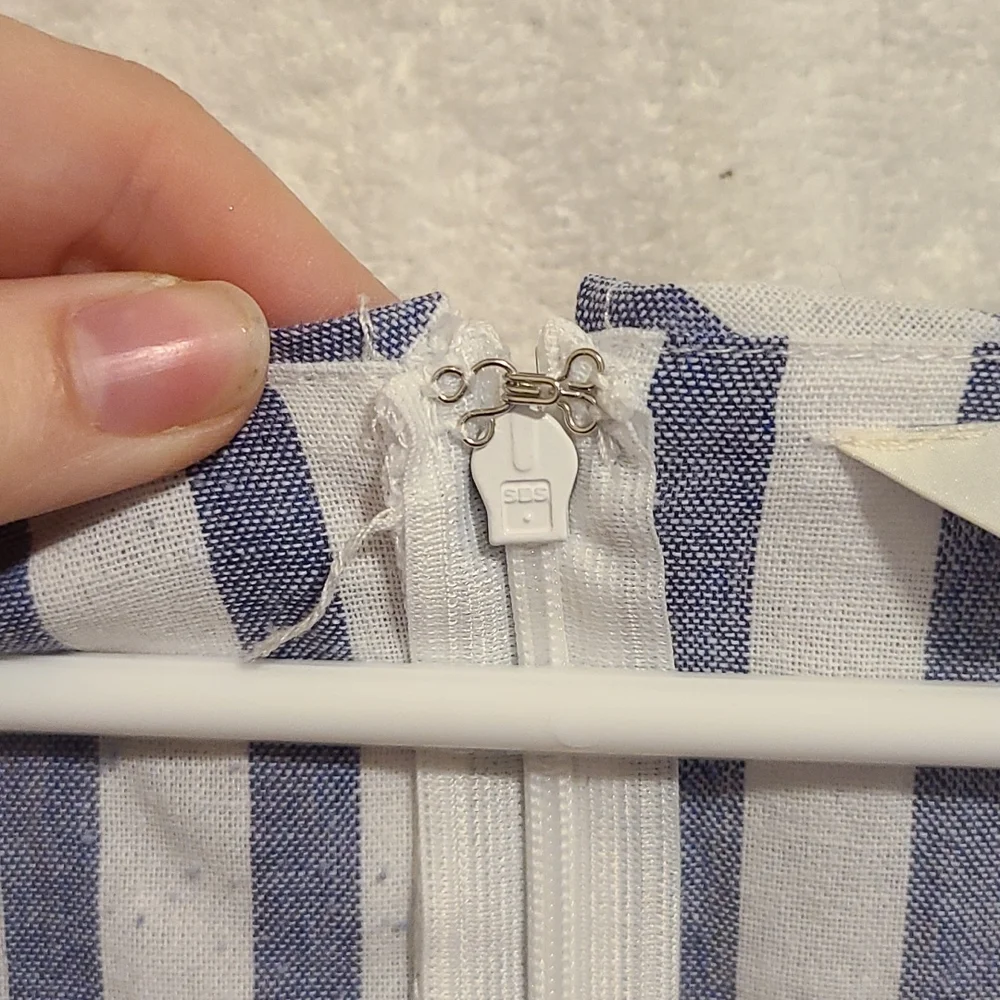 NWT Size medium romper - Picture 10 of 14
